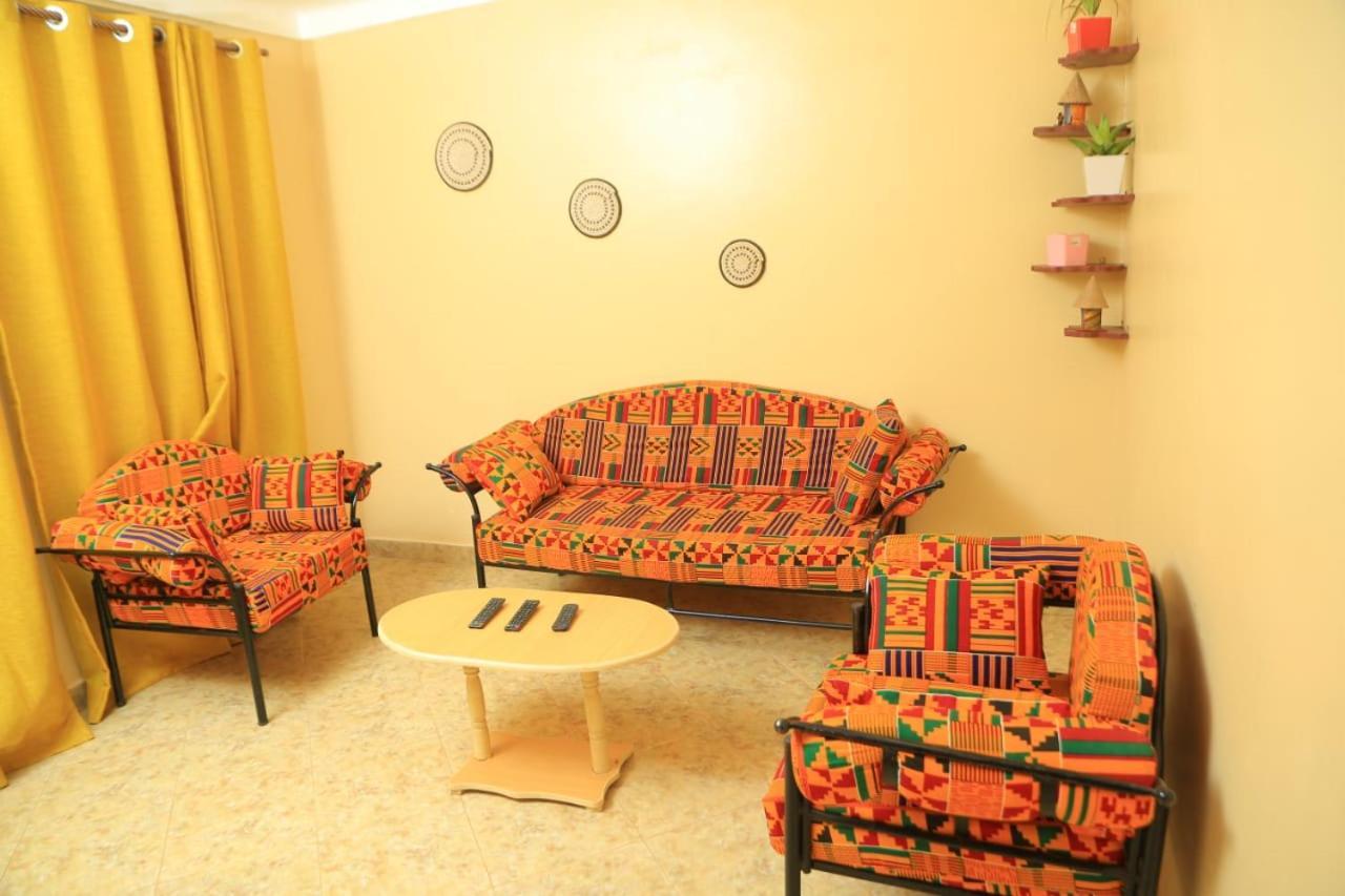 Palm Star Motel Fort Portal Buitenkant foto
